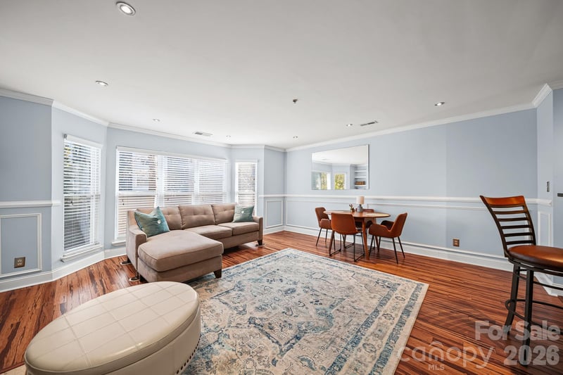 517 N Graham St #2F, Charlotte, NC 28202