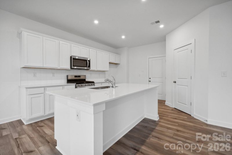 815 Olde England Dr, Lincolnton, NC 28092