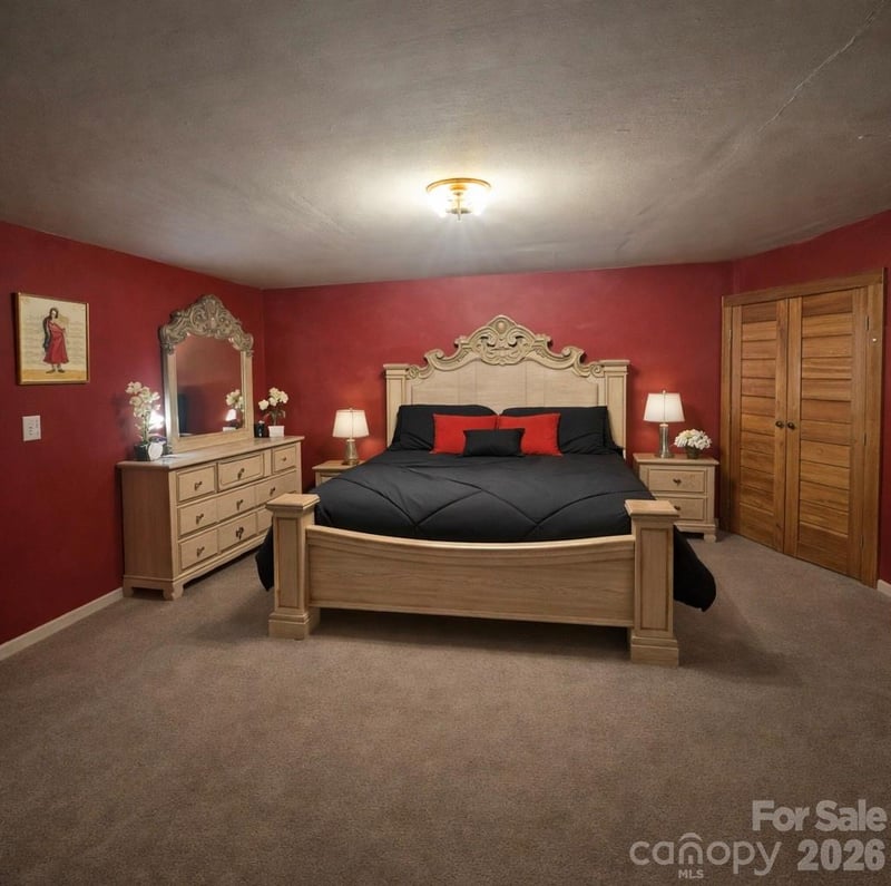 214 Oregon St, Charlotte, NC 28208