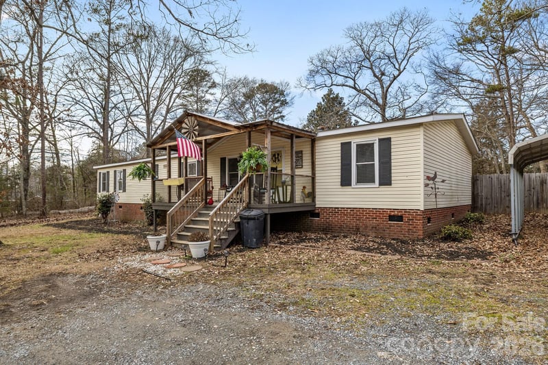 715 Will Jones Cir, Catawba, SC 29704