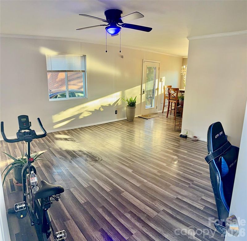 433 Brevard St, Statesville, NC 28677