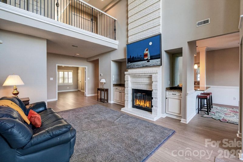 18525 Vineyard Point Ln, Cornelius, NC 28031