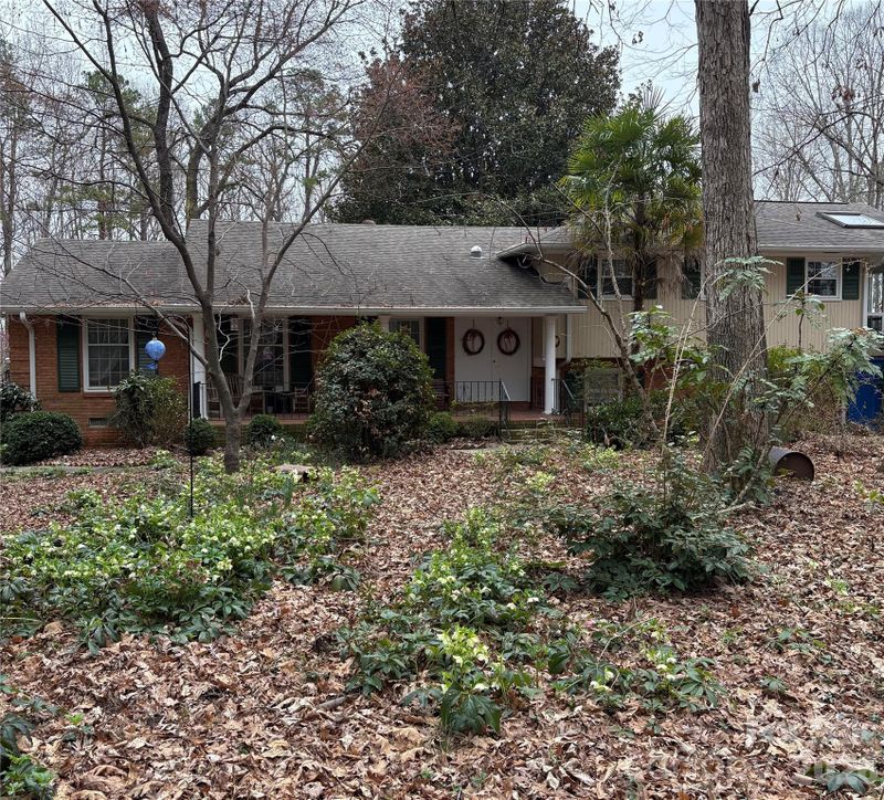 803 Elizabeth Ln, Matthews, NC 28105