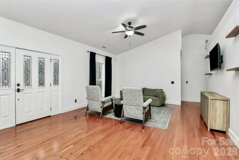 361 China Grove Rd, Kannapolis, NC 28083
