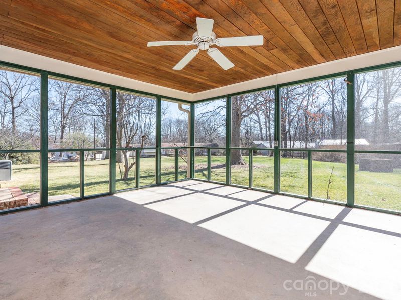 2123 Deepwood Pl NW, Concord, NC 28027