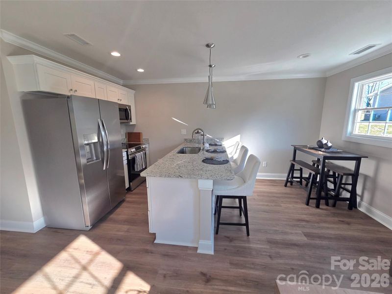 812 5th Ave SW, Hickory, NC 28602