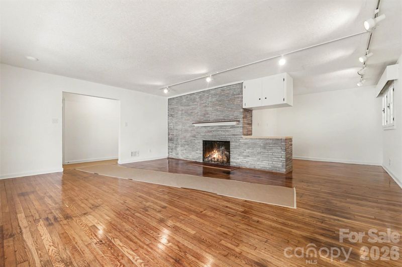 2701 Thomas Trl, Gastonia, NC 28054
