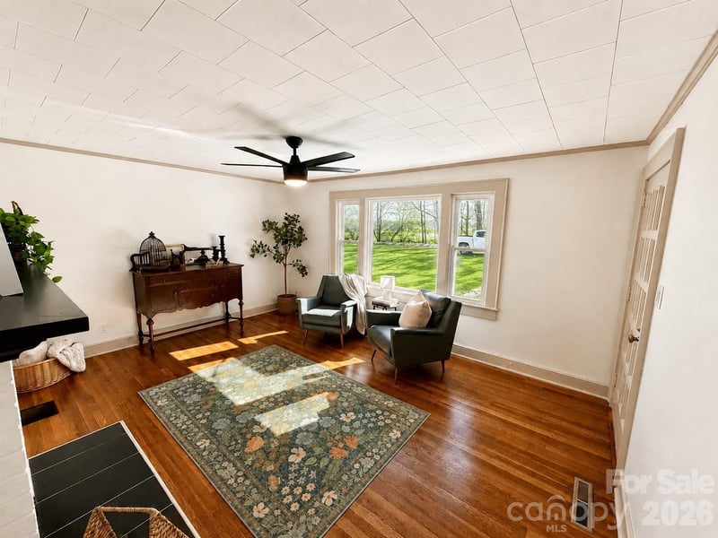 531 21st Ave NE, Hickory, NC 28601