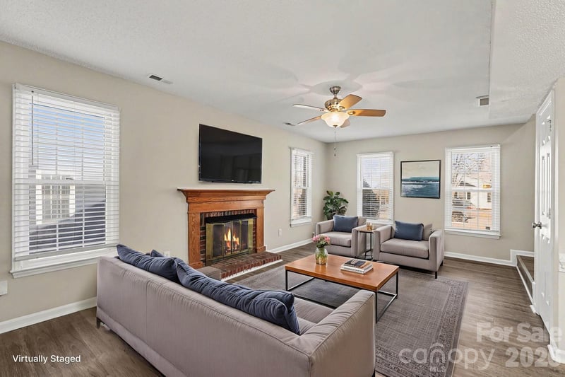 5932 Scots Bluff Dr, Charlotte, NC 28227