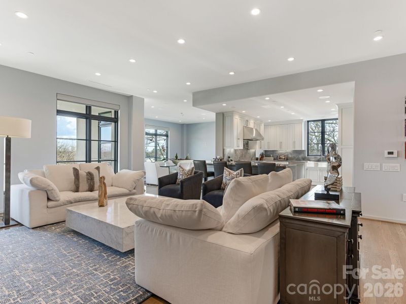 1333 Queens Rd #D4, Charlotte, NC 28207