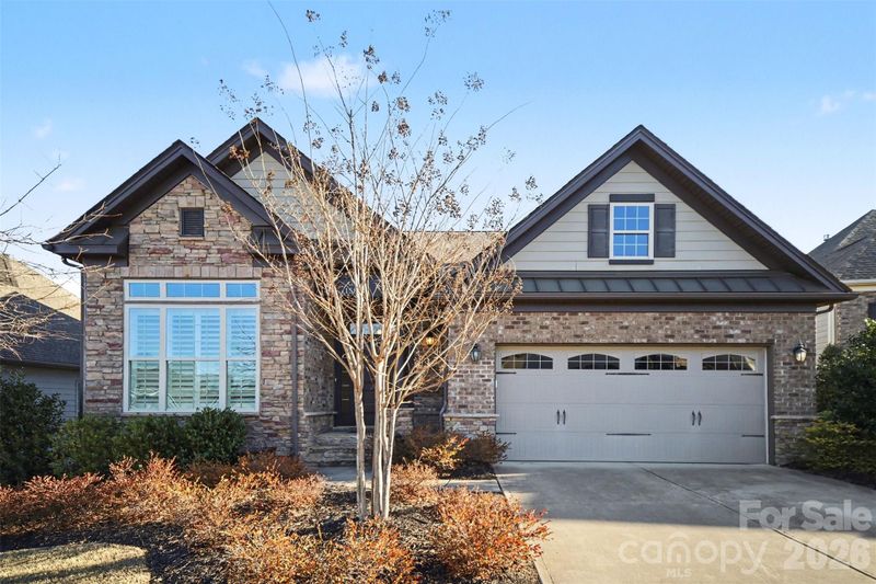 15828 Vale Ridge Dr, Charlotte, NC 28278