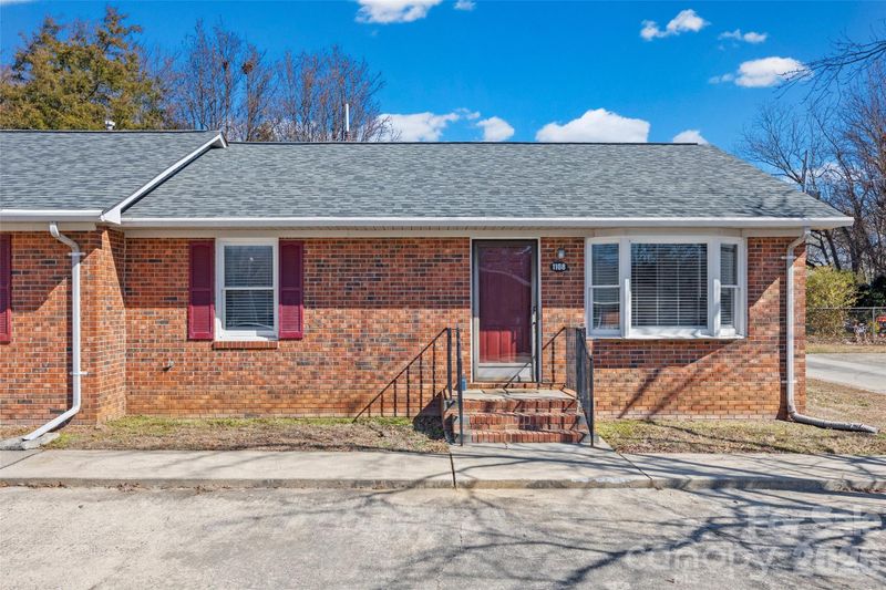1108 Mckinnon Dr, Rock Hill, SC 29732