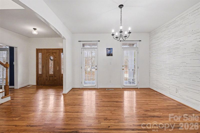 1713 Oak Park Ct, Iron Station, NC 28080