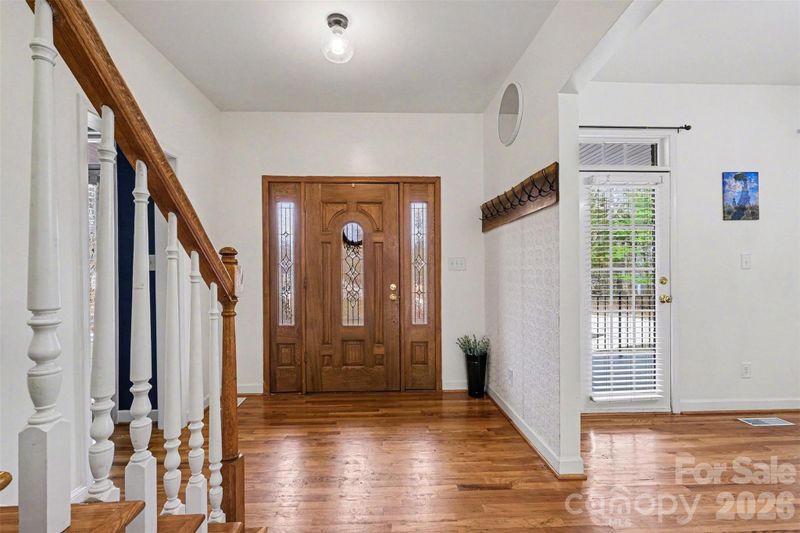 1713 Oak Park Ct, Iron Station, NC 28080