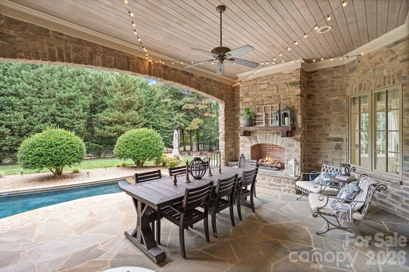 1812 Brawley School Rd, Mooresville, NC 28117