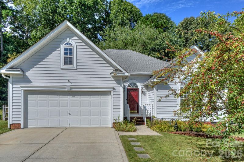 2485 Acadia Ct, Kannapolis, NC 28083