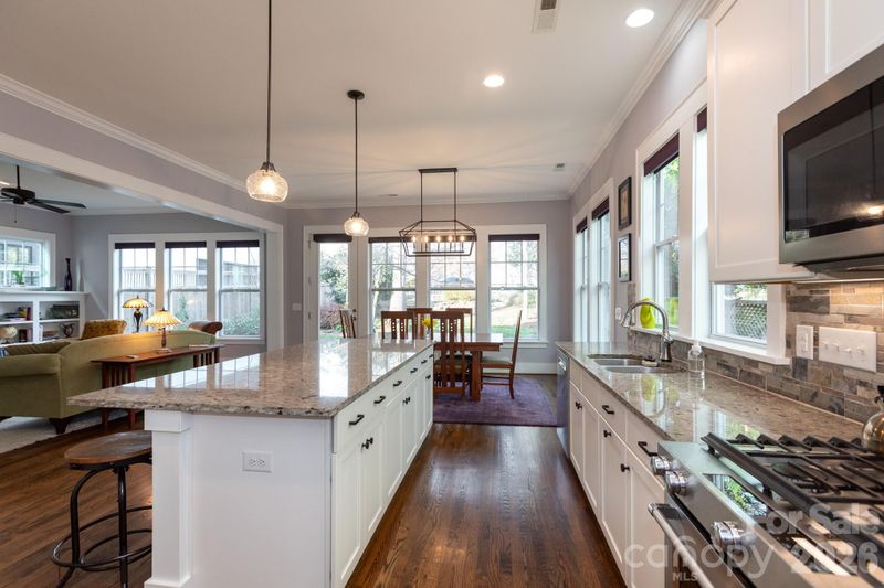 1127 Reece Rd, Charlotte, NC 28209