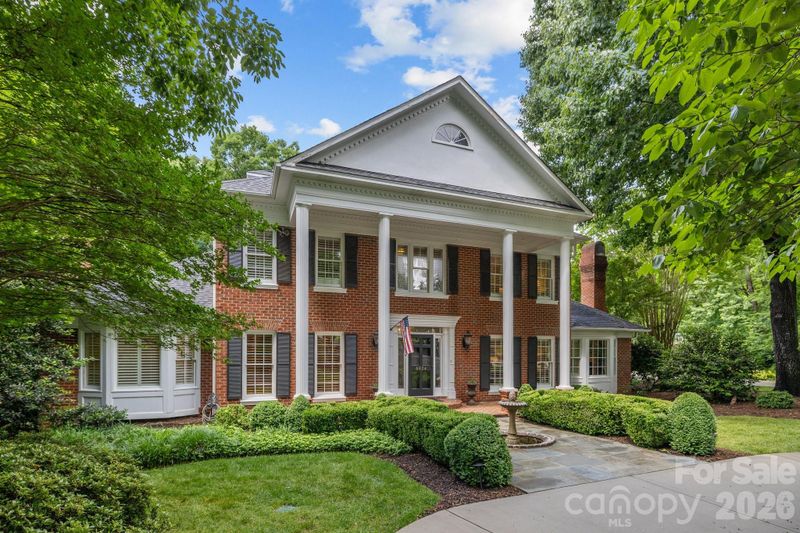 6824 N Baltusrol Ln, Charlotte, NC 28210