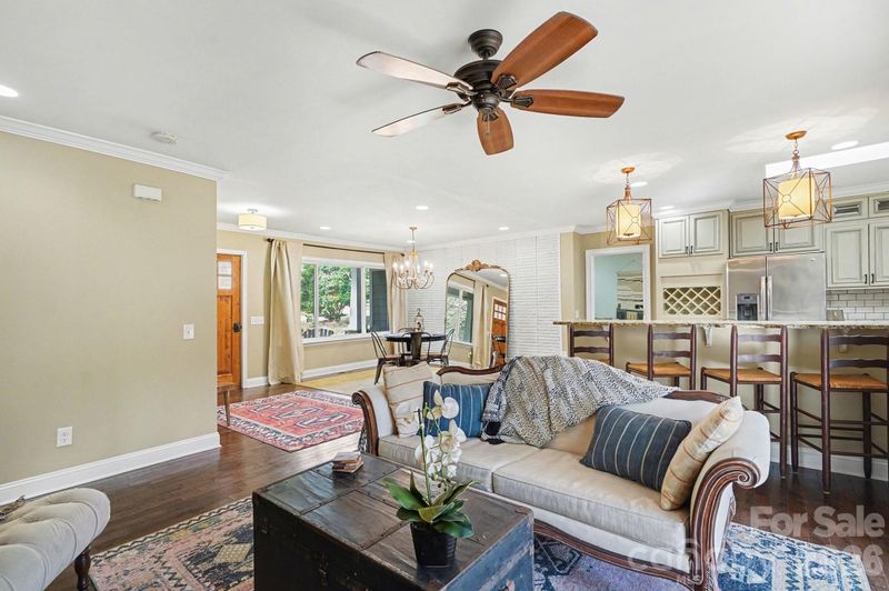 6410 Teague Ln, Charlotte, NC 28215