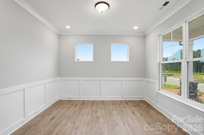 2215 Tabor Rd, Sherrills Ford, NC 28673