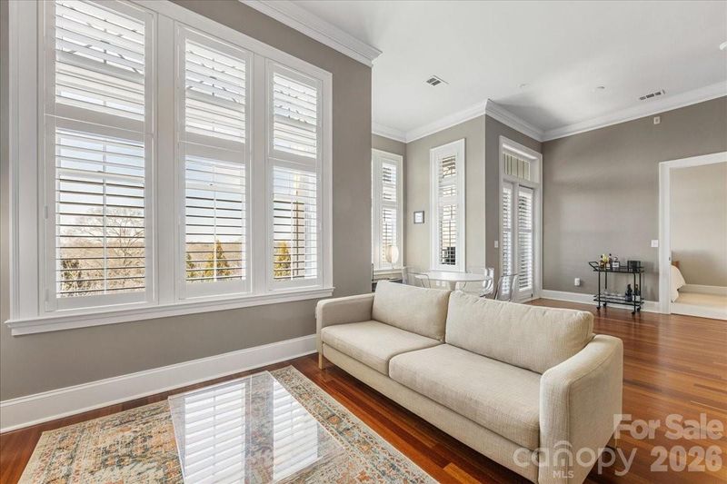 2810 Selwyn Ave #418, Charlotte, NC 28209