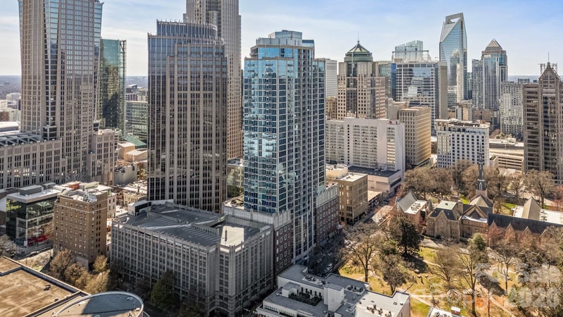 210 N Church St #2411, Charlotte, NC 28202