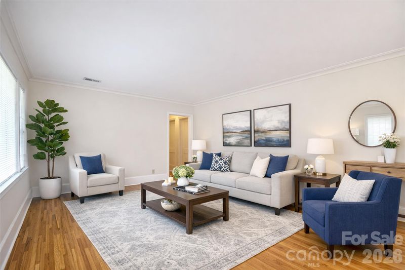 3012 Hanson Dr, Charlotte, NC 28207