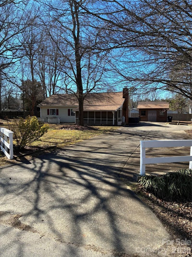 6715 3rd Ave, Indian Trail, NC 28079
