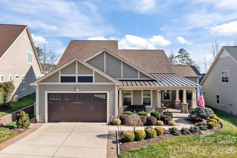 629 Tallulah Falls Dr, Denver, NC 28037