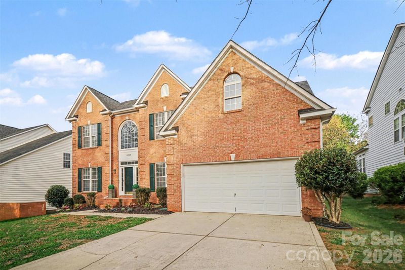 15548 Donnington Dr, Charlotte, NC 28277