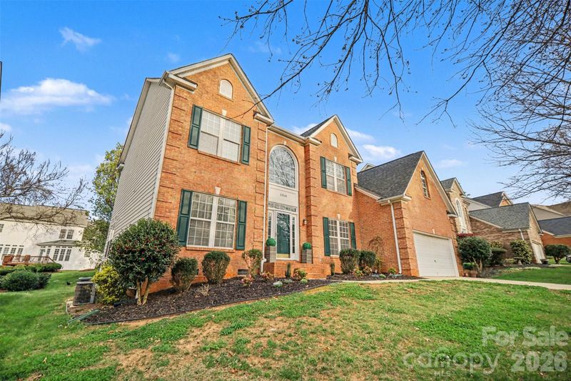15548 Donnington Dr, Charlotte, NC 28277