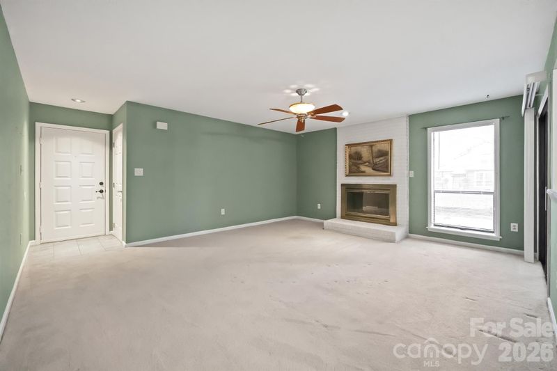 7331 Winery Ln, Charlotte, NC 28227