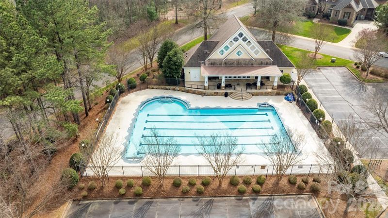 2301 Northview Harbour Dr, Sherrills Ford, NC 28673