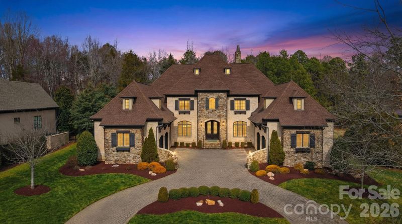 7900 Skye Lochs Dr, Waxhaw, NC 28173