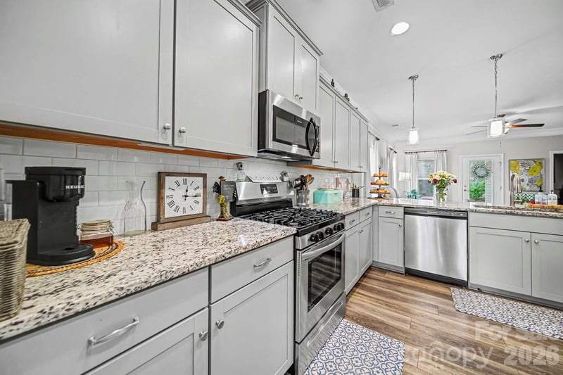 4612 Poinsettia Ave, Gastonia, NC 28056