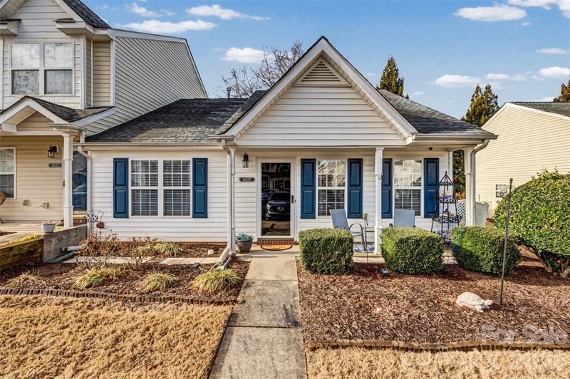 8037 Long House Ln, Fort Mill, SC 29707