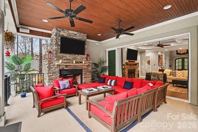 300 Old Hickory Ct, Fort Mill, SC 29715