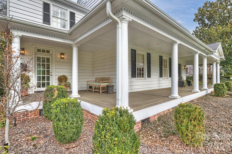 1942 S Wendover Rd, Charlotte, NC 28211