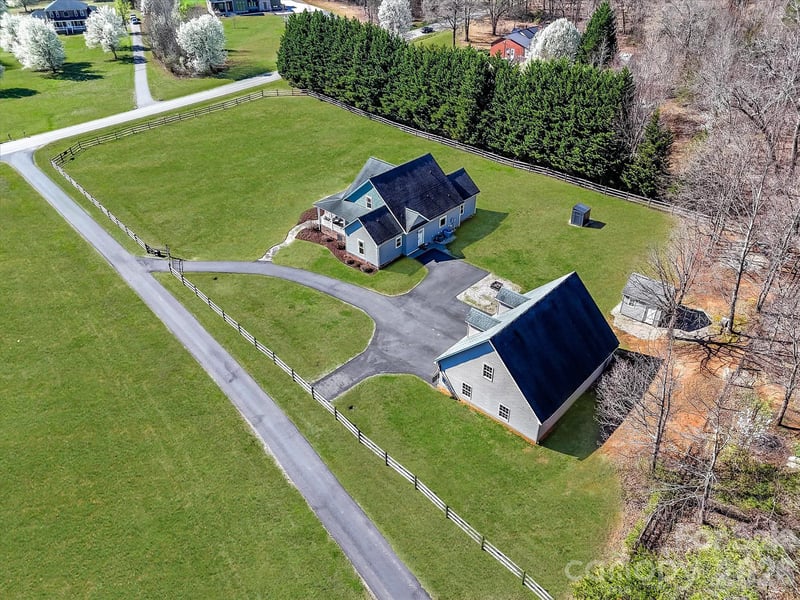 4566 Little Mountain Rd, Catawba, NC 28609