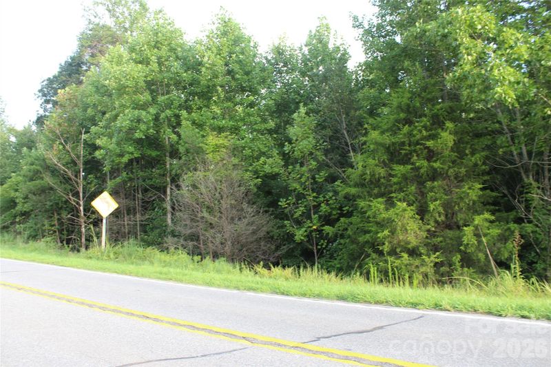 3609 E Nc 10 Hw, Claremont, NC 28610