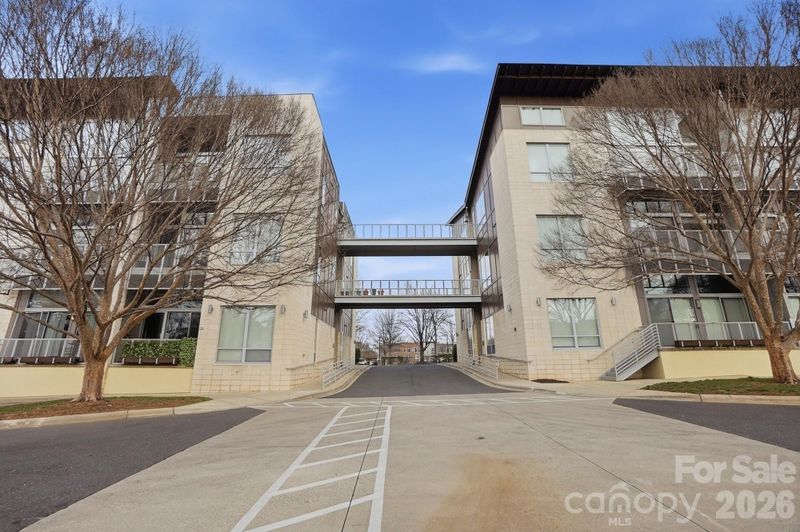 2116 Mcclintock Rd #221, Charlotte, NC 28205