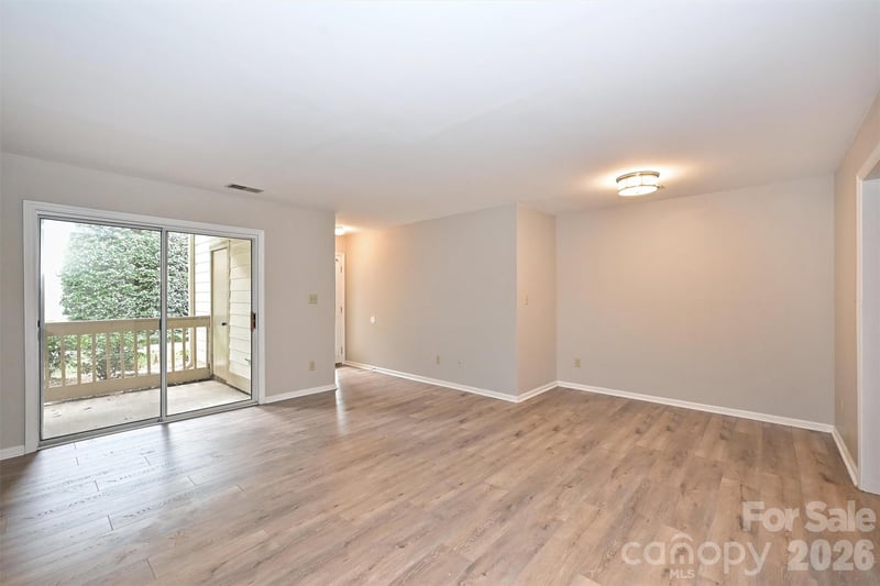 1031 Churchill Downs Ct #H, Charlotte, NC 28211