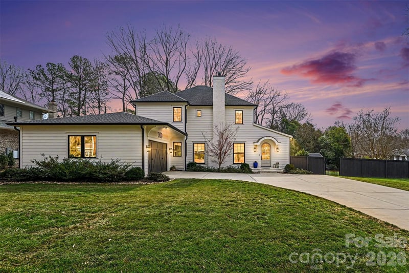 1300 Hazelhurst Ave, Charlotte, NC 28211