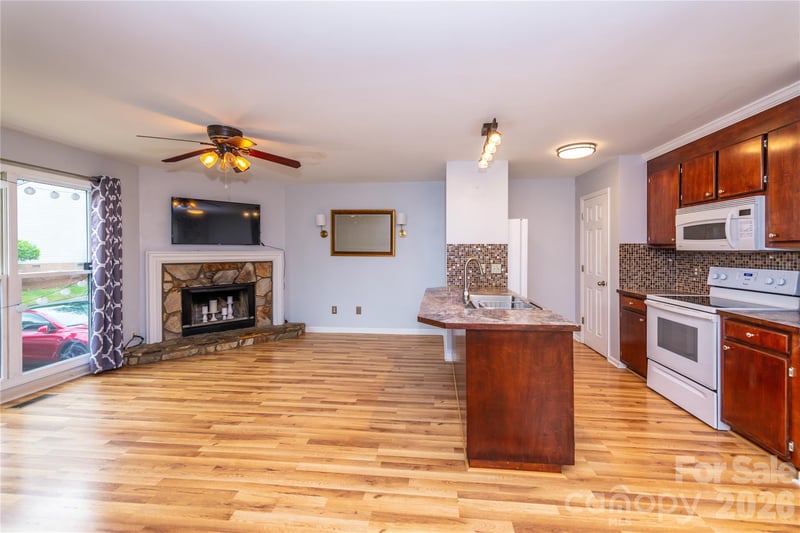3240 Carlyle Dr NW, Concord, NC 28027