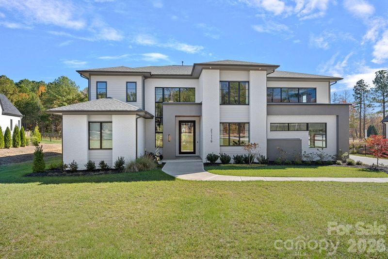21119 Vandrake Cir, Davidson, NC 28036