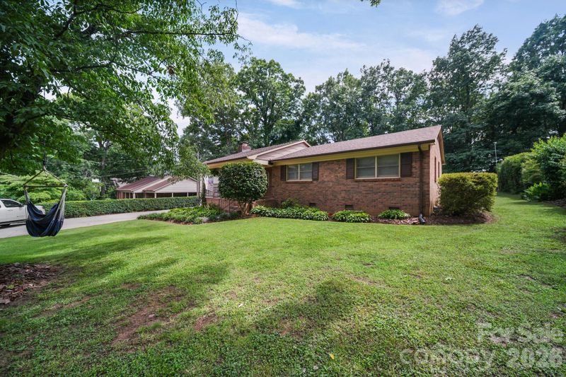 120 General Pemberton St, Stanley, NC 28164
