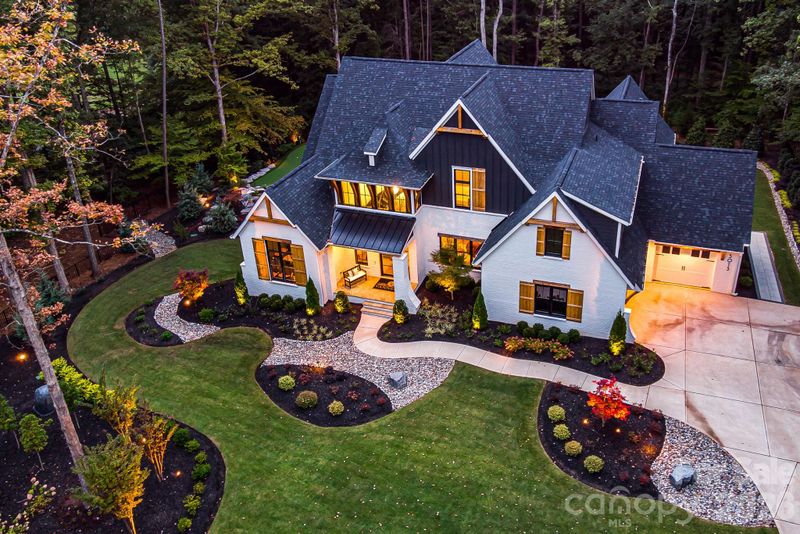 3015 Maple Way Dr, Davidson, NC 28036
