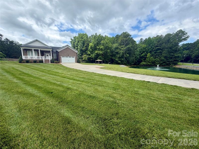 1296 Ben Black Rd, Midland, NC 28107