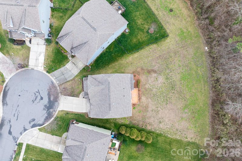 728 Lakeview Dr #109, Mcadenville, NC 28101