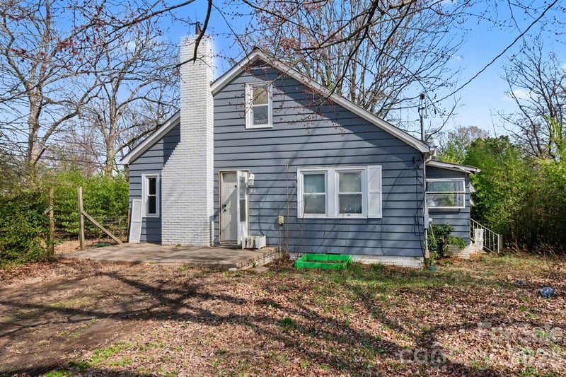 6504 Pence Rd #A, Charlotte, NC 28215